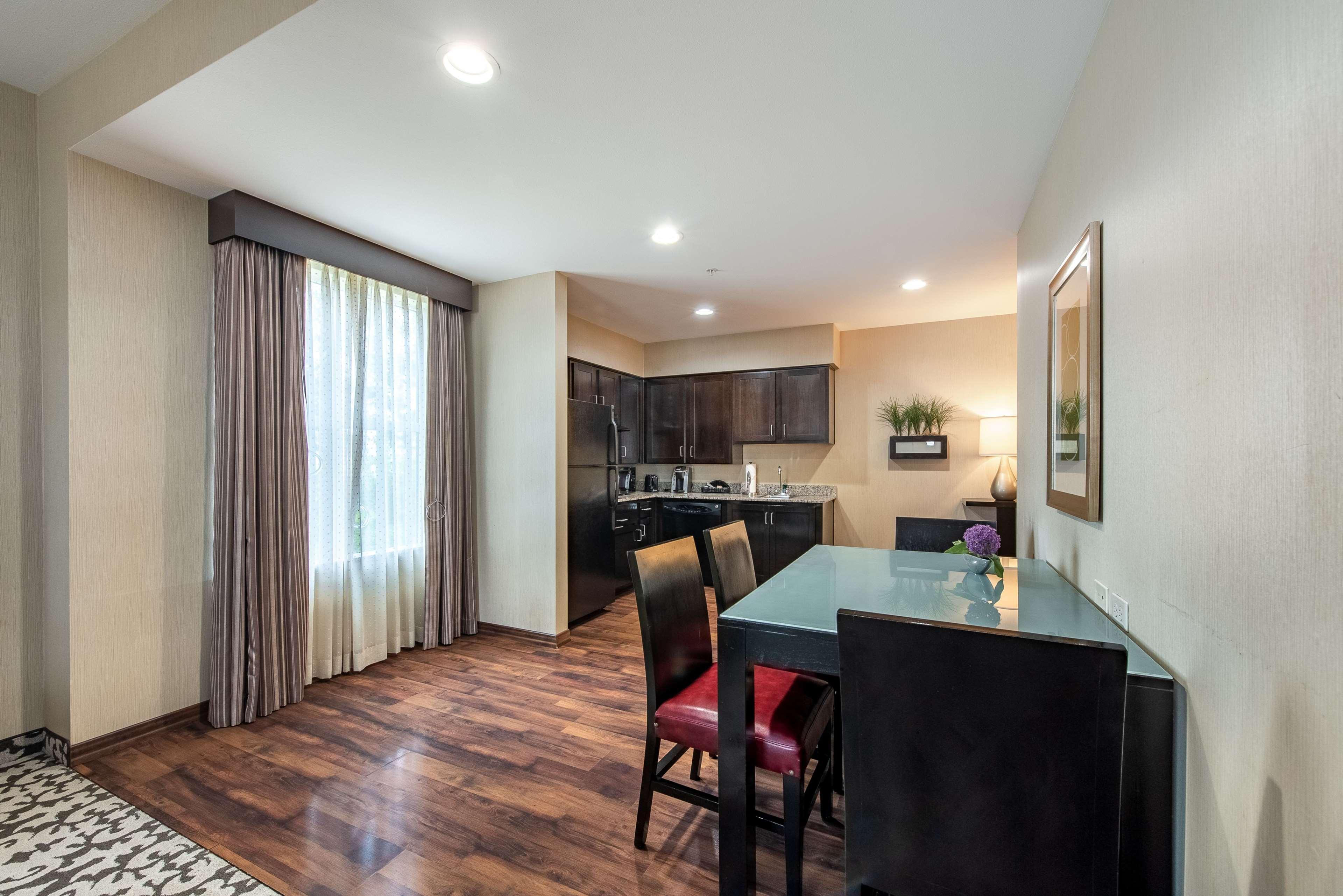 Homewood Suites By Hilton Oxnard/Camarillo Экстерьер фото