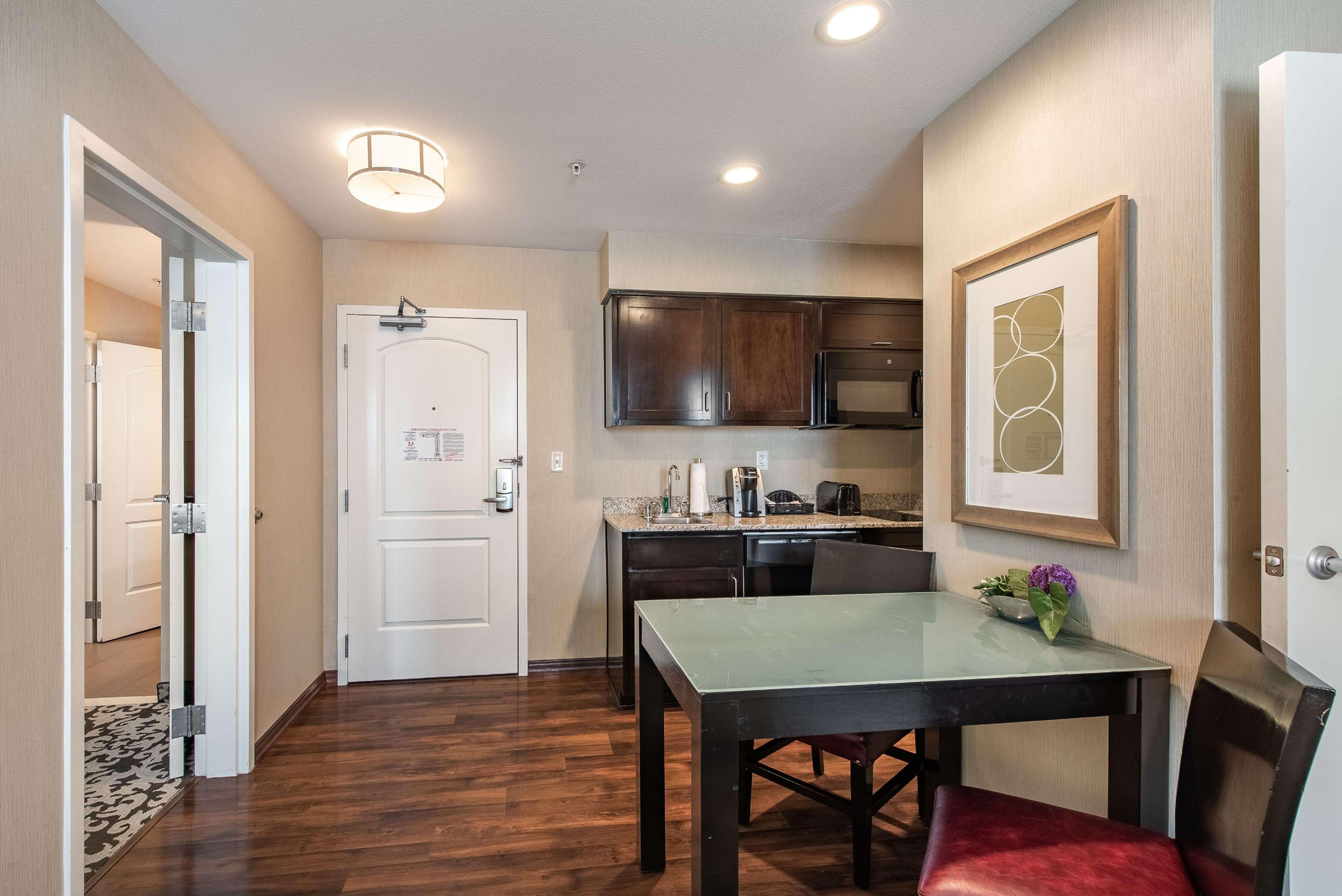 Homewood Suites By Hilton Oxnard/Camarillo Экстерьер фото