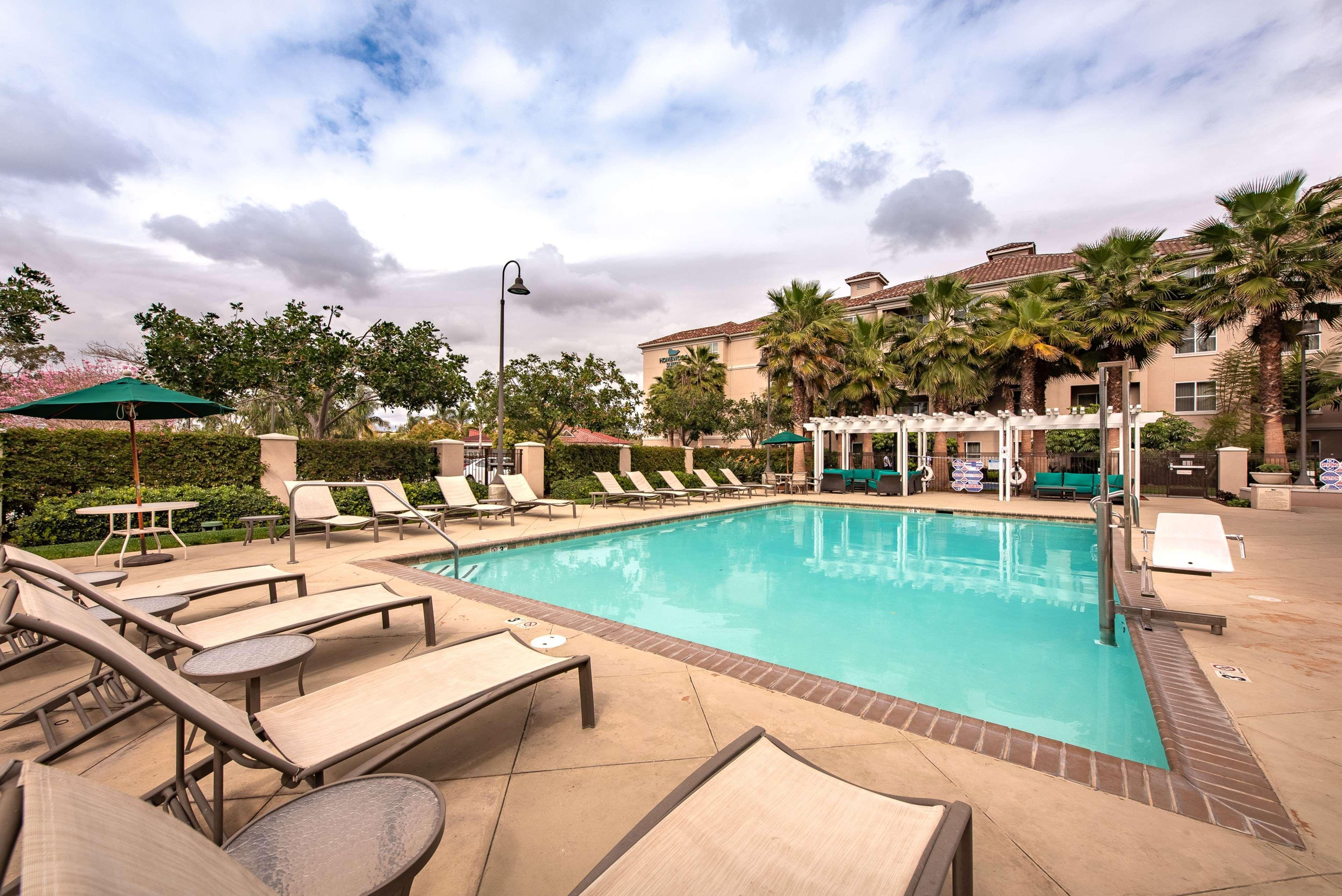 Homewood Suites By Hilton Oxnard/Camarillo Экстерьер фото